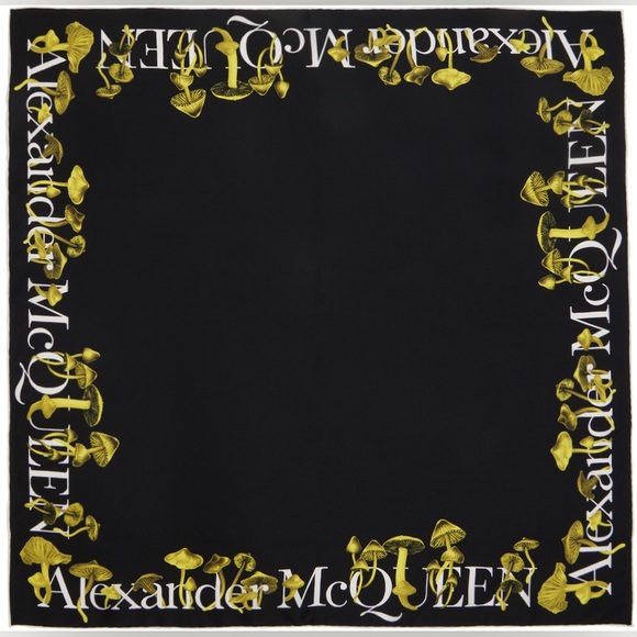 NWT 🍄 Alexander McQueen black mushroom silk square twill scarf - Picture 2 of 10